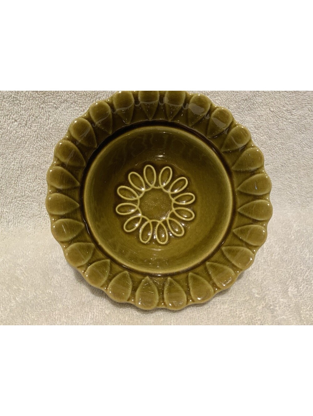 Vintage MC California Pottery L56 Avocado Green 6.25” Bowl - USA Made